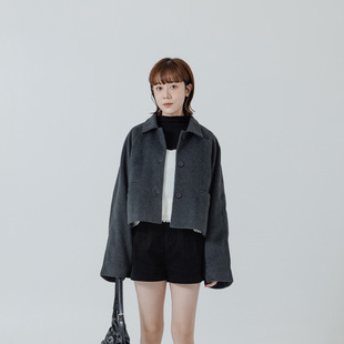 质感毛呢排釦短版 女装 外套深灰02071670 2025秋冬新品 QUEENSHOP