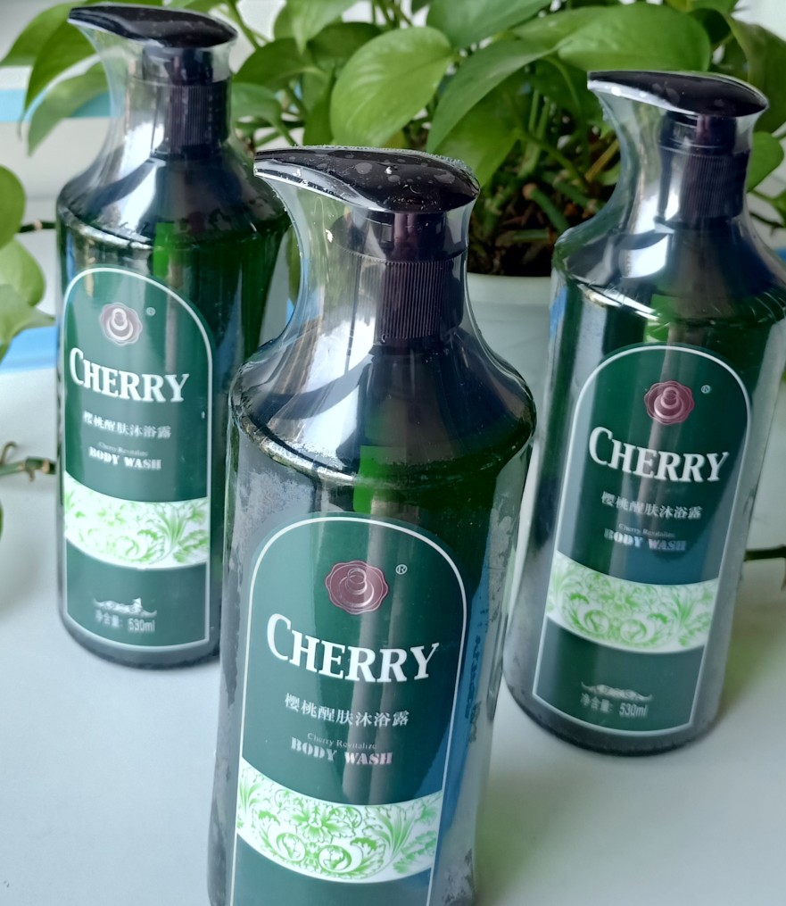 广东太阳神樱桃醒肤沐浴露沐浴乳液530ml/瓶 太阳神沐浴露在类目 洗护清洁剂/卫生巾/纸/香薰, 洗发沐浴/个人清洁, 身体清洁, 沐浴露中 - 来自Buy2taobao.com提供专业的淘宝代购服务
