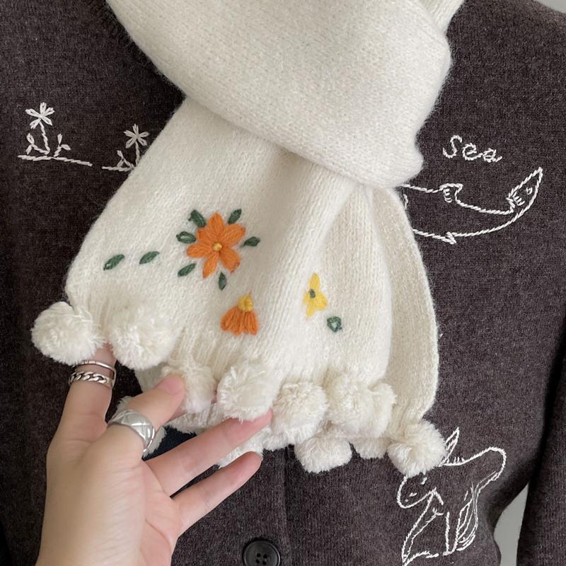 古早围巾 | 复古刺绣小花球球围脖学生可爱保暖冬季防寒女纯色ins