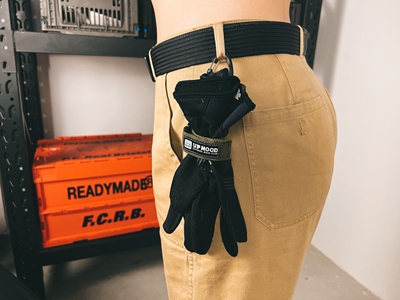 UPMOOD户外手套挂扣方便收纳