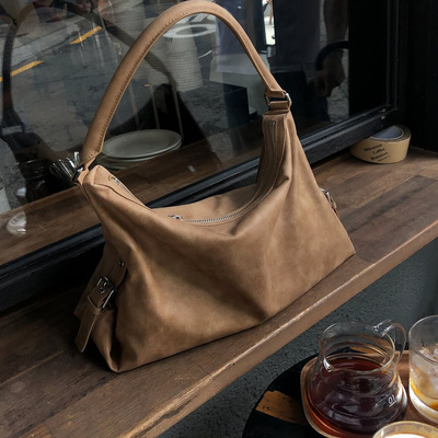 standoilMushy拉链单肩包