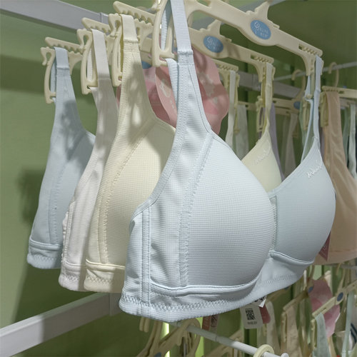 怡兰芬少女文胸高中大学生无钢圈薄款小胸聚拢内衣发育期胸罩415