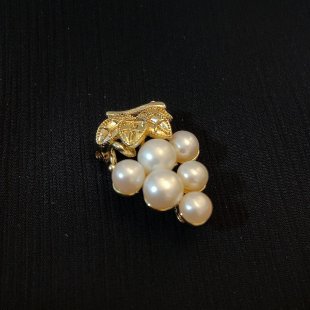 一串水灵灵葡萄胸针～国风天然淡水珍珠硕果累累旗袍配饰别针胸花