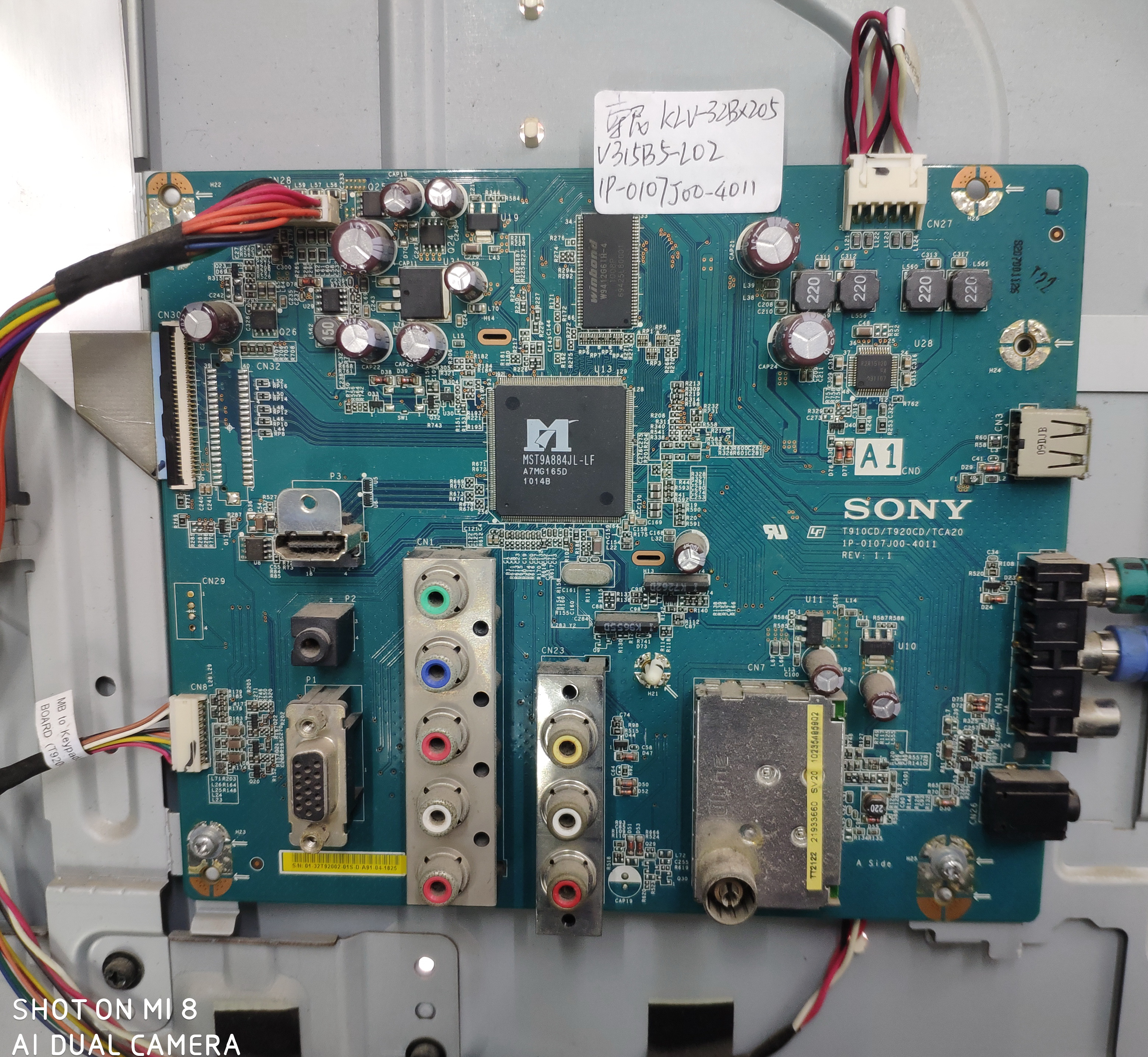 索尼1P-0107J00-4011/主板/KLV-32BX205/200/V315B5-L02屏送屏线