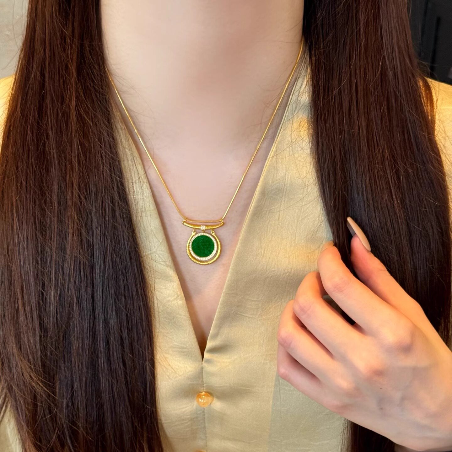 深圳黄金女项链足金999翡翠黄金女士套链送礼盒国检证书支持复检