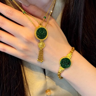 黄金手链女手饰足金999宫廷风翡翠手牌百搭日常黄金支持复检典雅