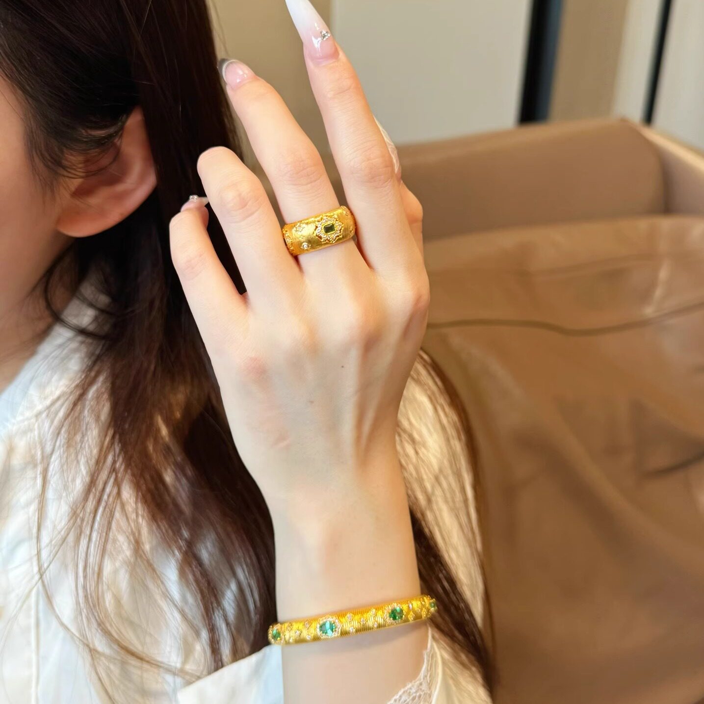 深圳黄金女戒指足金999手镯镶嵌布契拉提戒指足金带证书支持复检