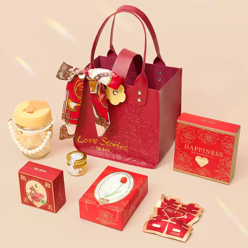 爱哆哆订婚结婚创意伴手礼成品含喜糖喜饼混合糖果高级手拎包桌糖