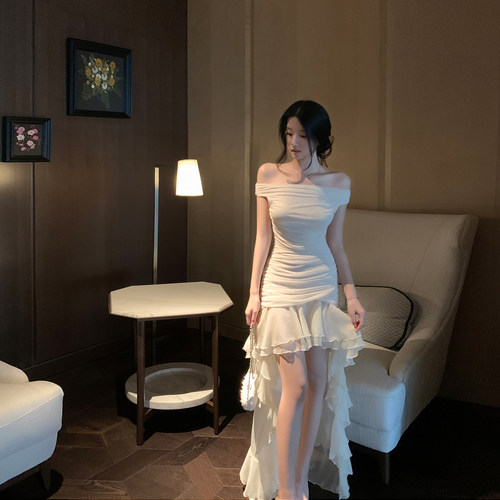 弹力网纱拼接独度假连衣裙