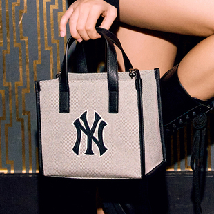 24新款MLB情侣斜挎包男女NY大标手提拎包托特包单肩包3AORS062N