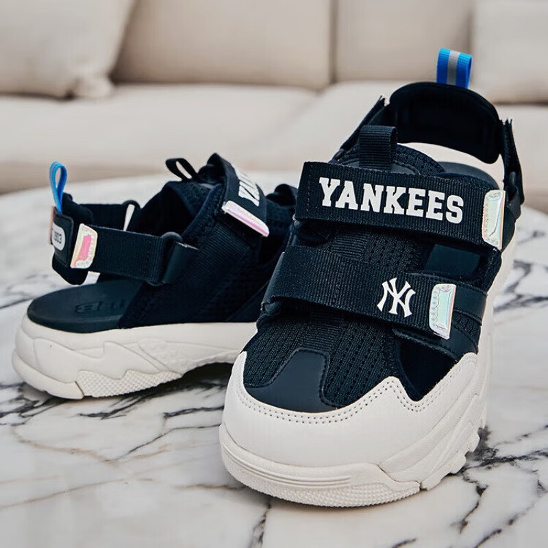 MLBNY复古学院风魔术贴沙滩凉鞋