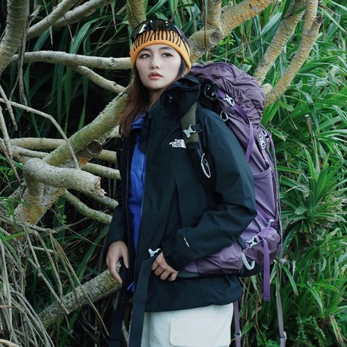 北面冲锋衣外套女子防水运动夹克
