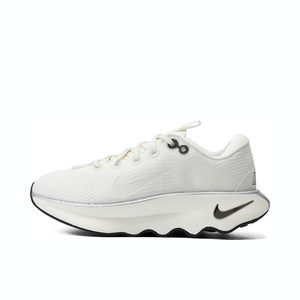 Nike耐克女子厚底缓震抓地跑步鞋