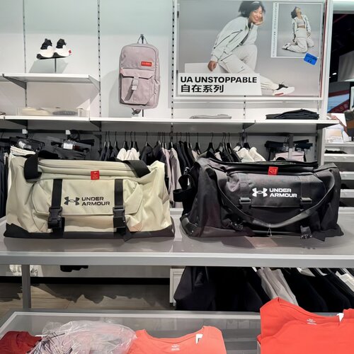 男女UA安德玛斜挎包训练包单肩包