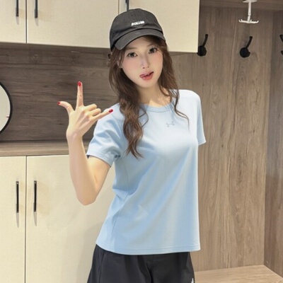 UA安德玛短袖女子休闲运动T恤