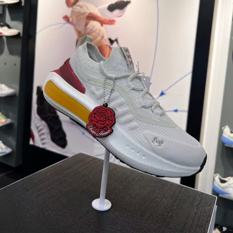 UA安德玛跑步鞋女子运动休闲鞋