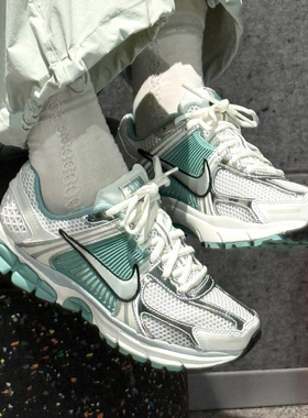 25新款Nike耐克女子运动鞋迈柔ZOOM VOMERO 5轻便休闲鞋HF1877