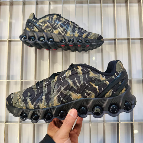 Nike耐克男子迷彩气垫缓震运动鞋