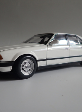 MINICHAMP1：18迷你切宝马 BMW E32 730i 合金汽车模型礼品收藏