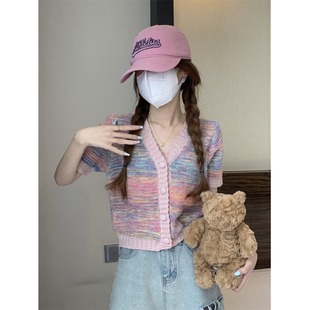 小香风短款上衣女夏v领不规则彩虹条纹冰丝针织衫法式卡腰短袖T恤