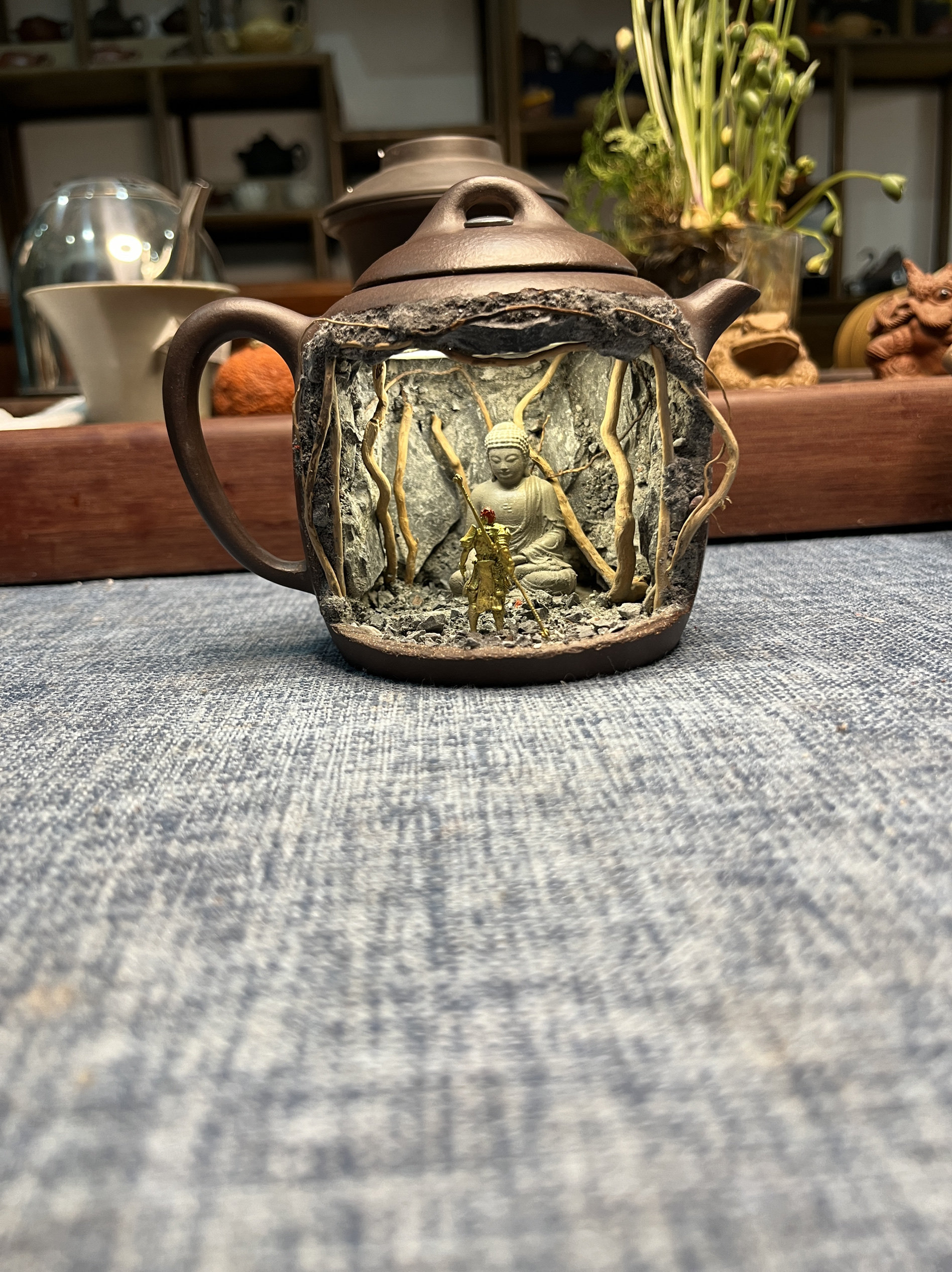 紫砂壶微观造景悟空大战如来定制款茶壶微景观可充电三色灯黑神话,餐饮具,茶宠摆件,淘宝优惠券,粉丝福利购,淘宝优惠卷