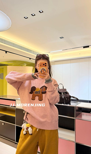 宽松圆领毛衣女 卡通小马挂件刺绣针织衫 欧洲站小众设计师冬季 新款