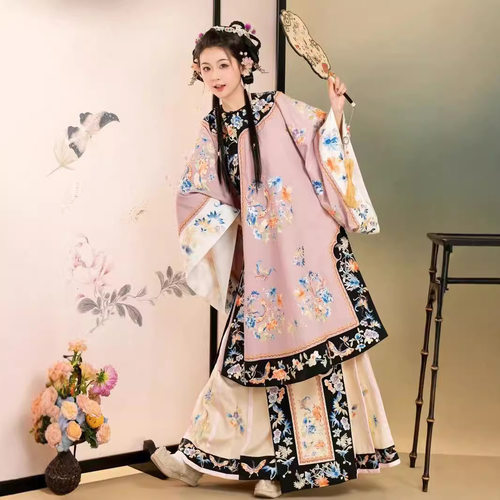 汉服浔埔簪花清汉女服装格格汉服清朝满清旗装黄色印花裙拍照写真