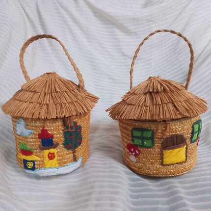 小房子草编包手提包茅草屋工艺品2024夏季创意设计新款7月上新潮