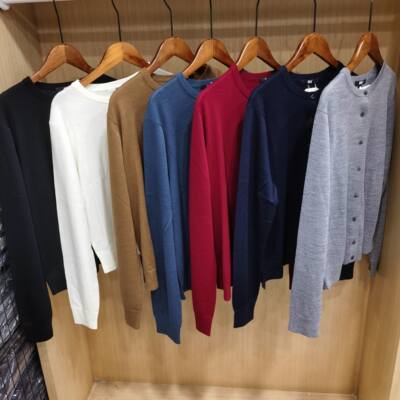 M478331女装秋季精纺美利奴羊毛圆领针织开衫毛衣长袖可机洗外套