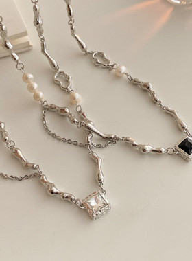 不规则镶钻方形珍珠金属项链甜酷
