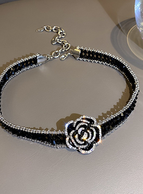 黑色短款项圈女镶钻玫瑰山茶花颈链短款锁骨链网红项链脖链轻奢风