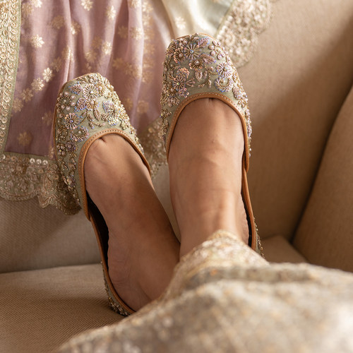 梦幻迷离的高级灰色美