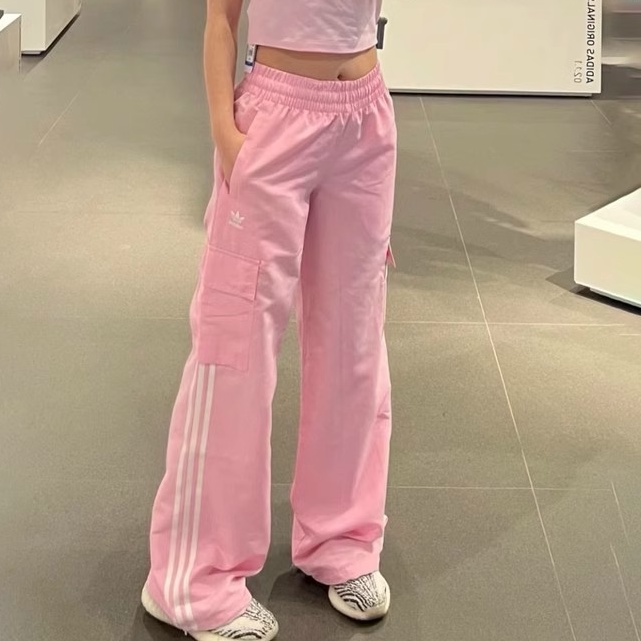 阿迪达斯三叶草女2026春季新款机能风工装阔腿运动长裤正品IZ0717