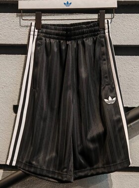正品Adidas阿迪达斯三叶草2026夏季男子条纹速干运动短裤 JC6245
