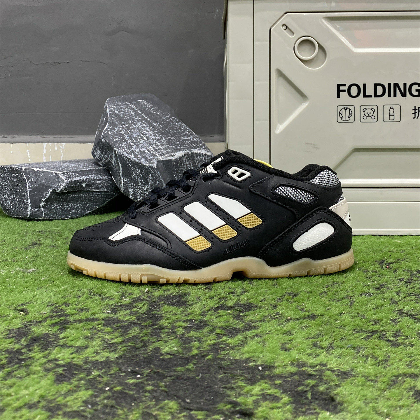 正品Adidas阿迪达斯不累脚巨好看的冬鞋男女ARTILLERY 低帮运动鞋