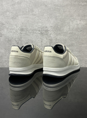 Adidas阿迪达斯男士新款冬鞋正品防滑透气运动鞋流行休闲鞋JR8659