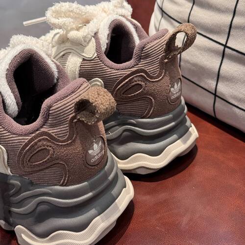 Adidas阿迪达斯女厚底增高运动鞋