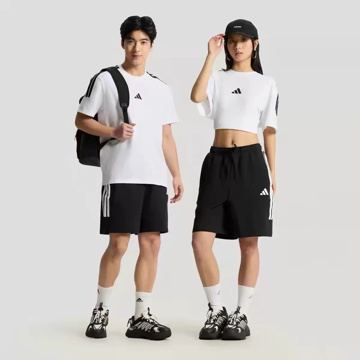 Adidas/阿迪达斯男女秋季跑步运动套装正品短袖短裤健身服KX0524