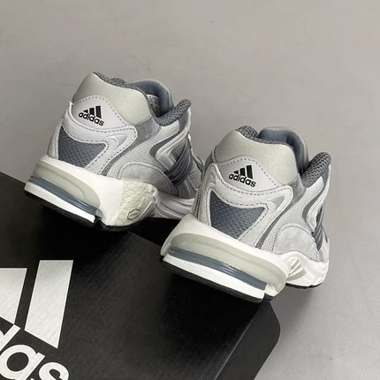 阿迪达斯复古织物橡胶低帮训练男女款深灰色时尚百搭跑步鞋GZ1561