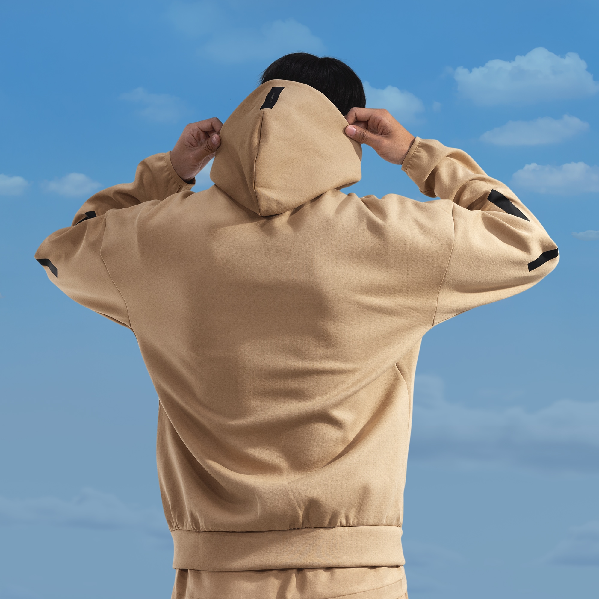 阿迪达斯男女连帽夹克外套