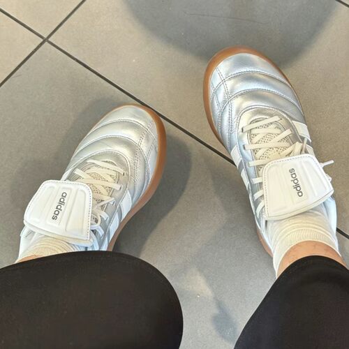 Adidas/阿迪达斯BARREDA MUNDIAL女子新款耐磨运动休闲鞋HP6922