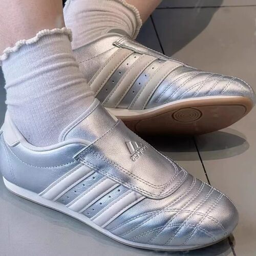 adidas阿迪达斯新款女TAEKWONDO休闲跆拳道文化薄底运动鞋JS4023