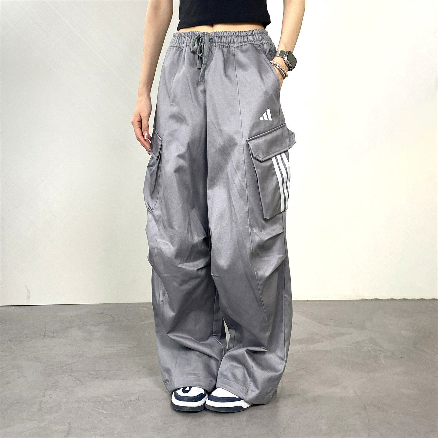 Adidas/阿迪达斯正品大口袋伞兵裤女士宽松工装运动长裤KF2664