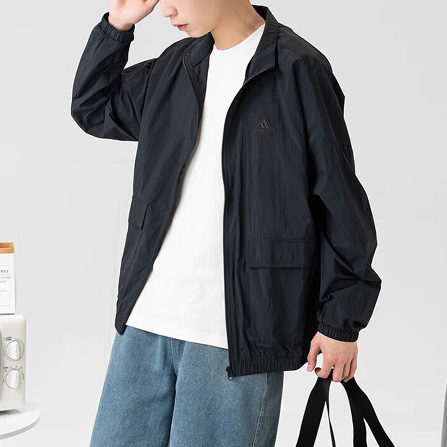 阿迪达斯王安宇同款外套男运动休闲立领速干宽松薄款夹克IT3954