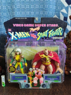 Toybiz Capcom漫威X战警街头霸王罗刹女桑吉尔夫老苏可动双人装