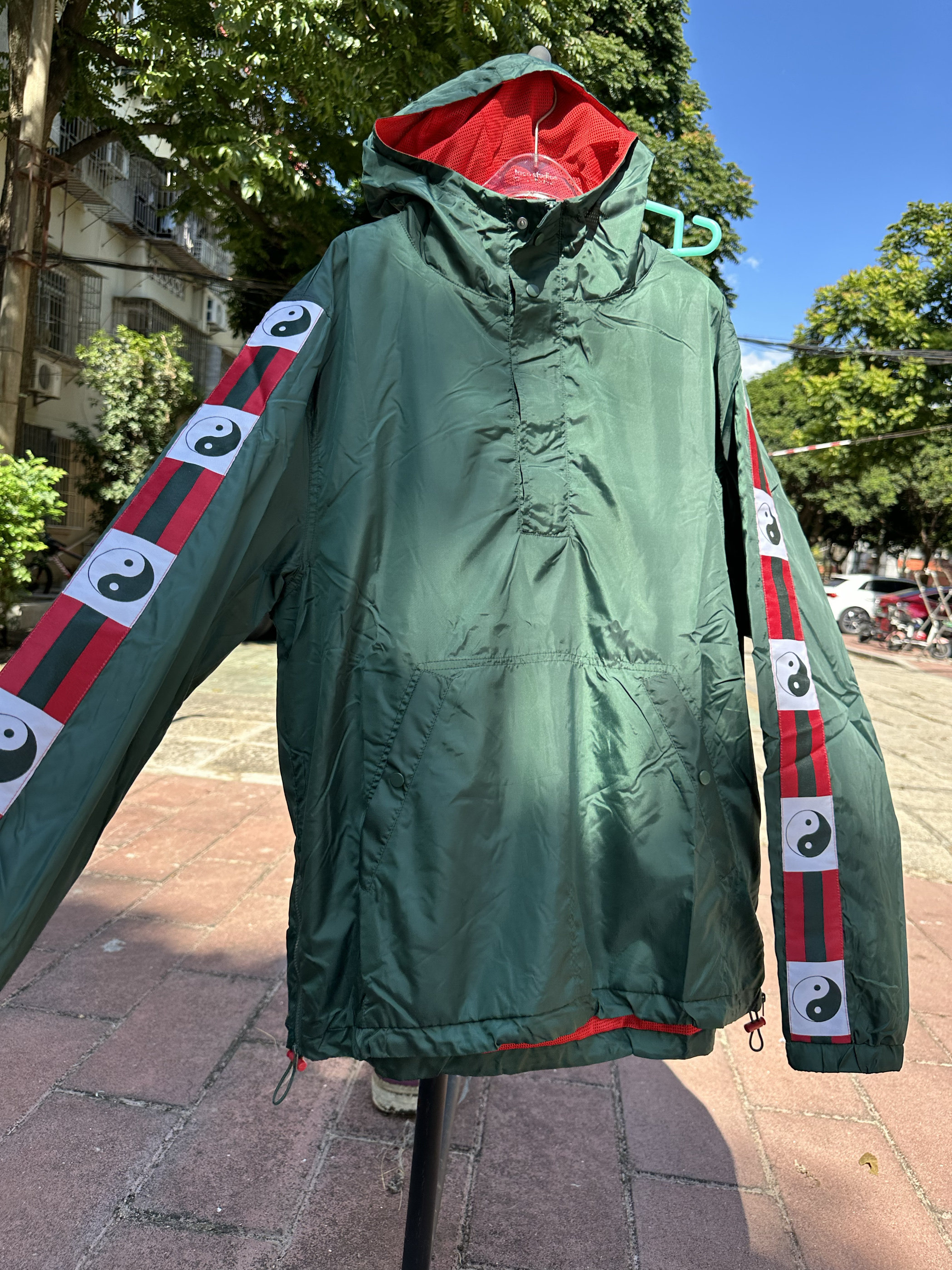 防晒衣外套男女拼色织带刺绣徽章连帽风衣夹套头冲锋衣外套日单