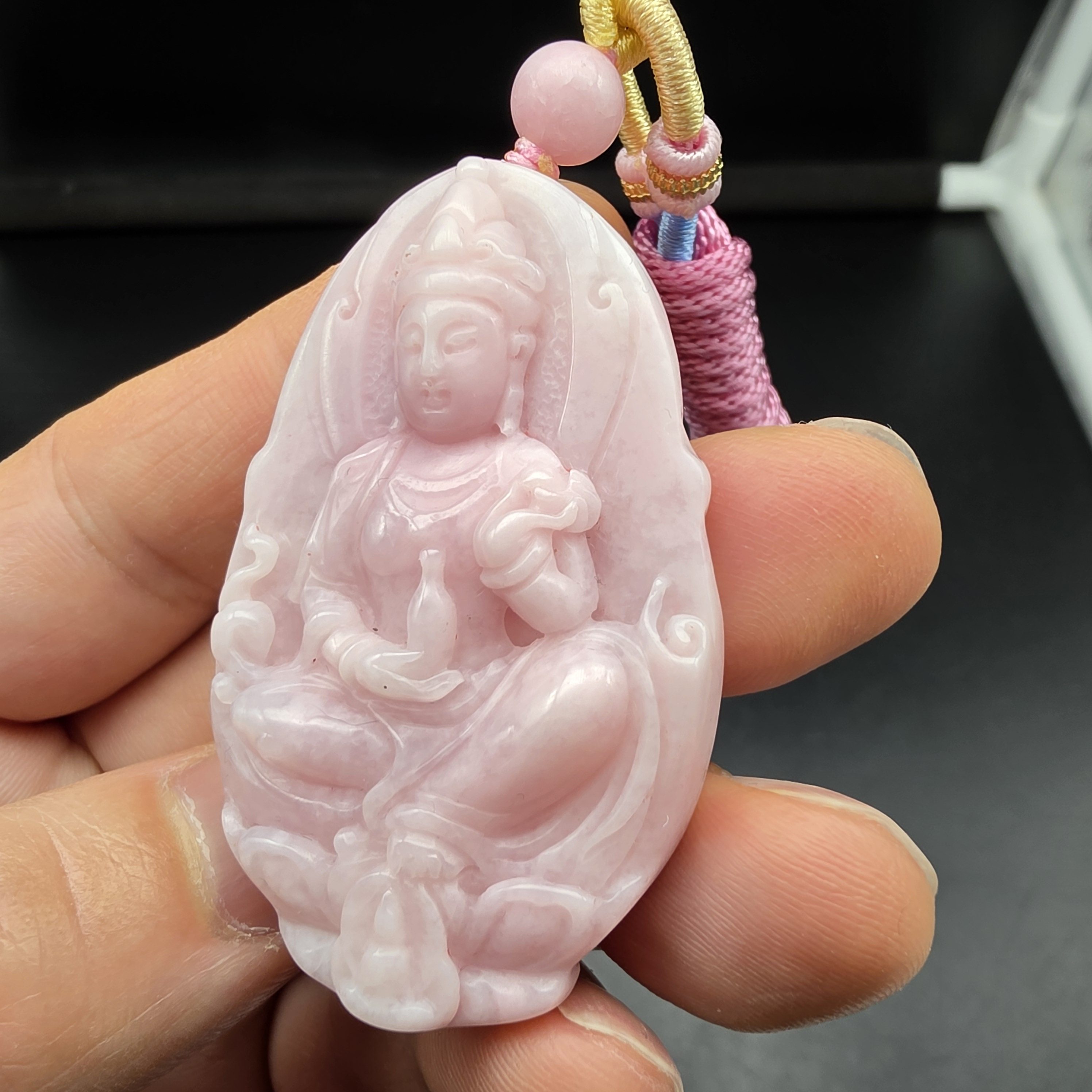 南阳玉雕石佛寺玉器独山玉独玉粉红芙蓉红料净瓶观音菩萨吊坠挂件