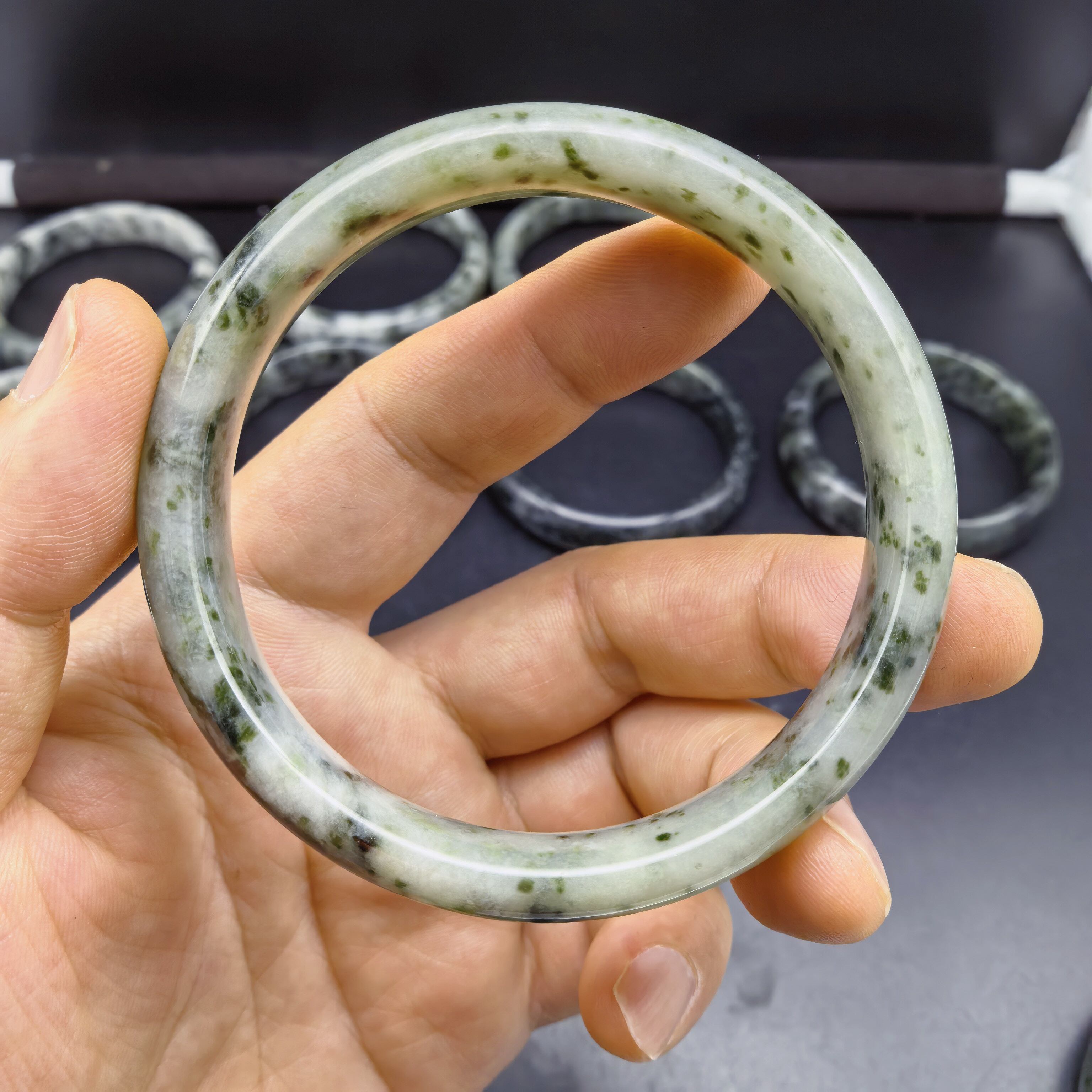 南阳玉独山玉独玉白底青花玉料手镯玉镯子手环女款64MM63MM