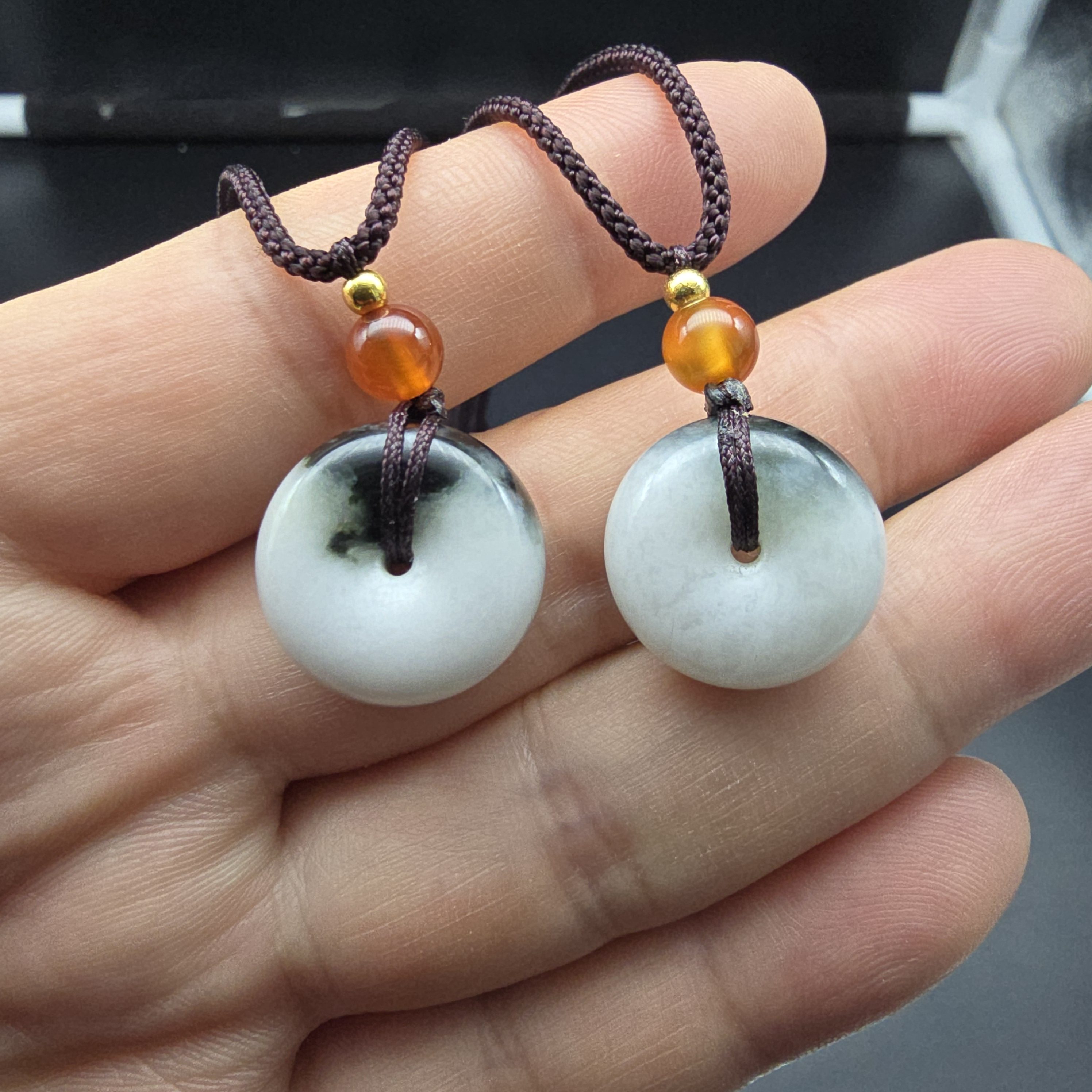 南阳独山玉独玉小号平安扣黑白水墨面包扣纯天然新款手工18MM20MM