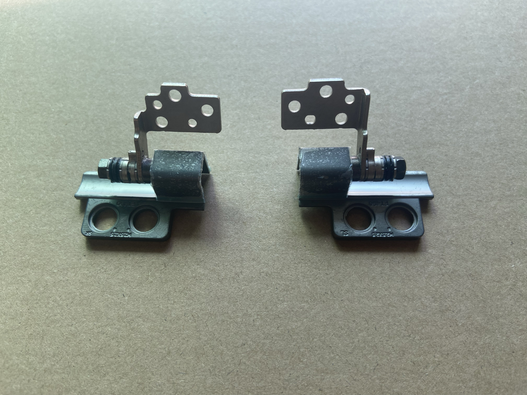 T490T495T14屏轴转轴